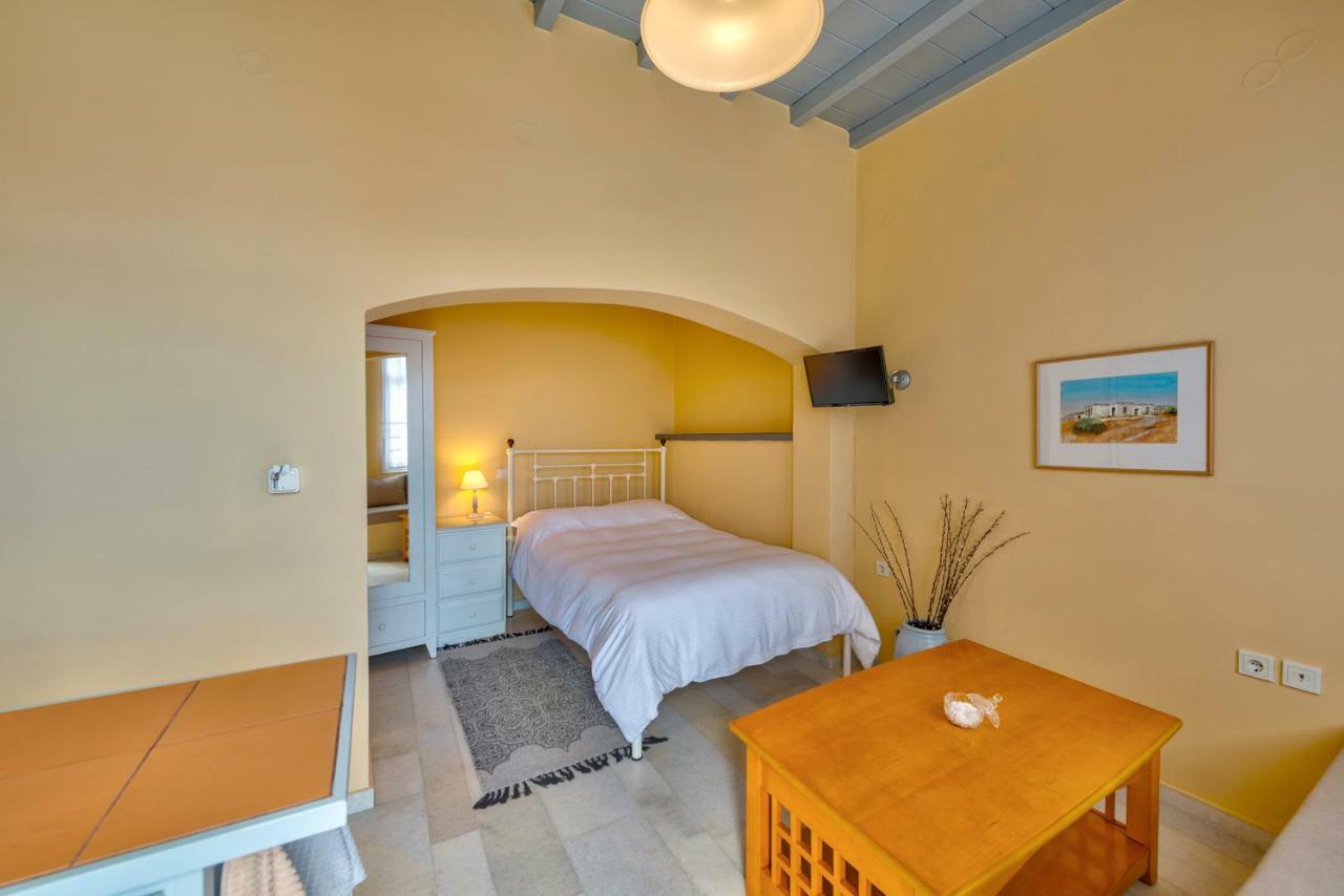 ארמופוליס Island Of Luxury Apartments מראה חיצוני תמונה