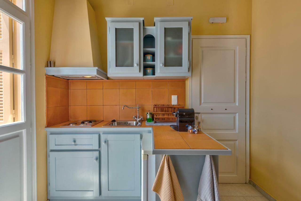 ארמופוליס Island Of Luxury Apartments מראה חיצוני תמונה